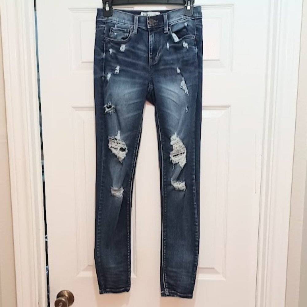 MUDD FLX stretch size 5 low rise skinny jeans for Juniors
